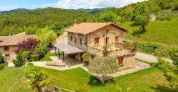 Finca residencial y cinegética vallada en el Pirineo aragonés