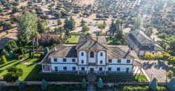 Gran finca cinegética y de hospedaje vallada en Córdoba