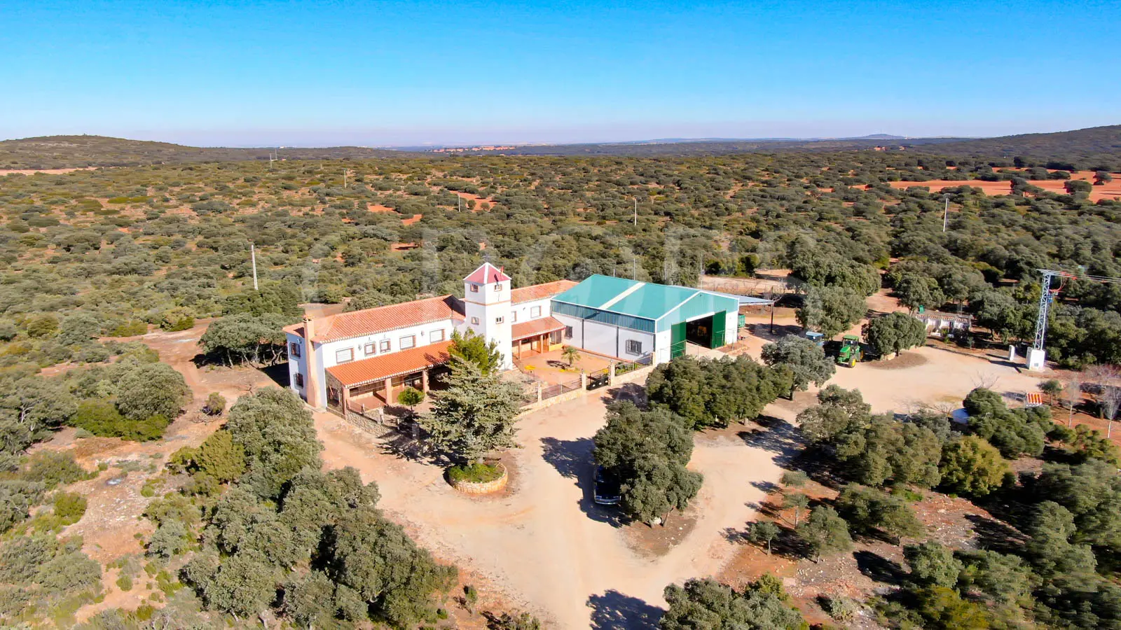 En venta finca rústica con vivienda y coto de caza mayor en Albacete