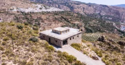 Finca agrícola de regadío con vivenda en la provincia de Granada