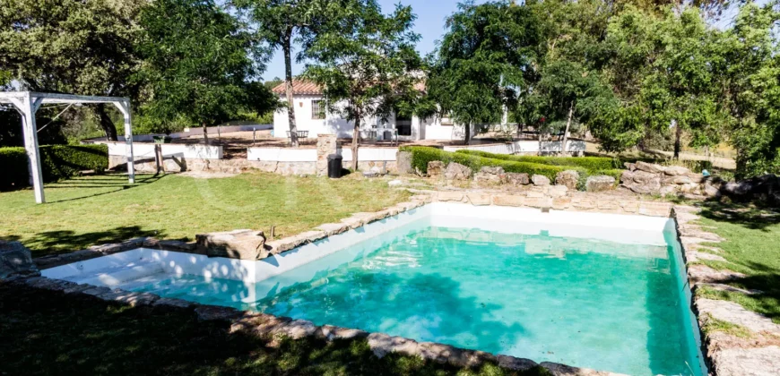 Finca de caza con vivienda cerca de Córdoba