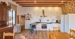 En venta casa de turismo rural con olivar en Córdoba