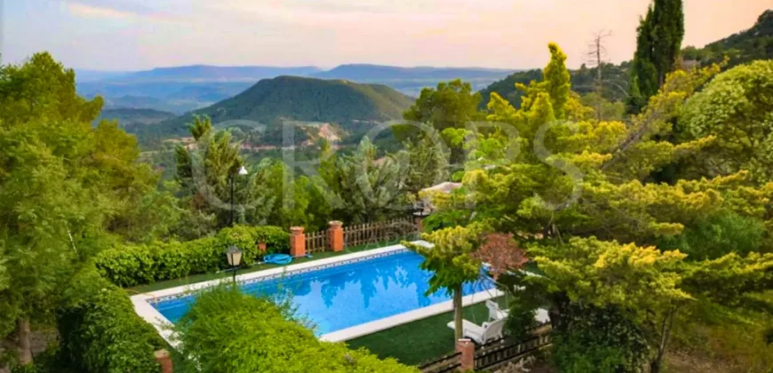 En venta exclusiva masía en Valencia