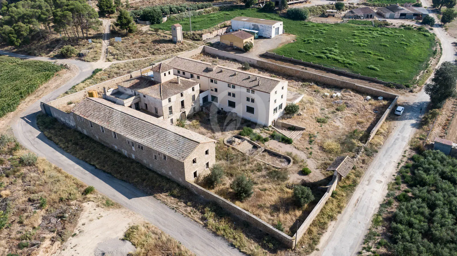 En venta antigua masía ideal para hotel rural en Lleida
