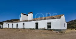 Venta de finca ganadera en Los Baldíos (Badajoz)
