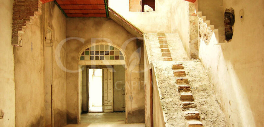 Masía de estilo modernista en venta en Berguedà (Barcelona)