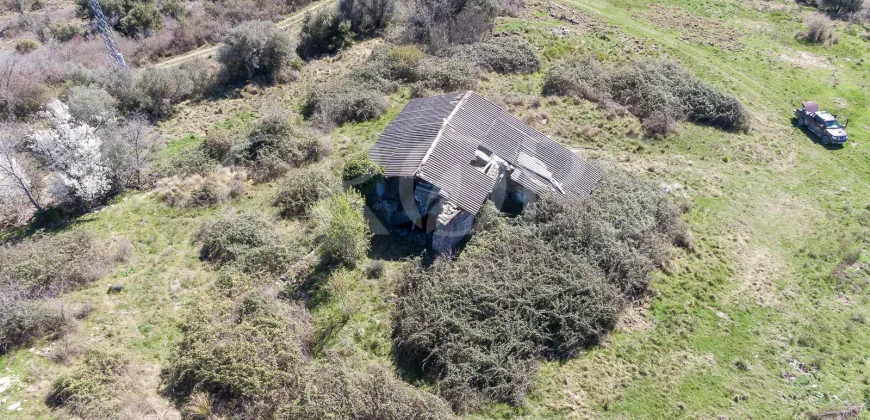 Pueblo abandonado con proyecto urbanístico aprobado en Prepirineo Aragonés.