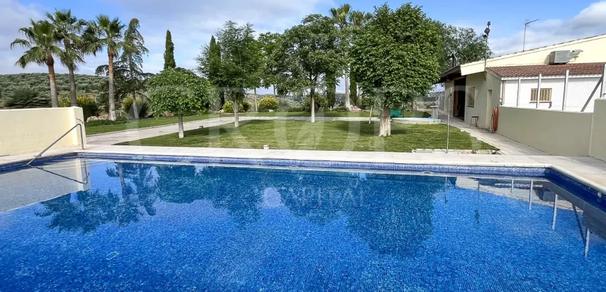 Finca residencial y ecuestre en venta cerca de Málaga