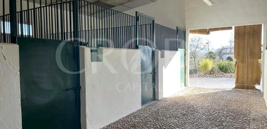 Finca residencial y ecuestre en venta cerca de Málaga