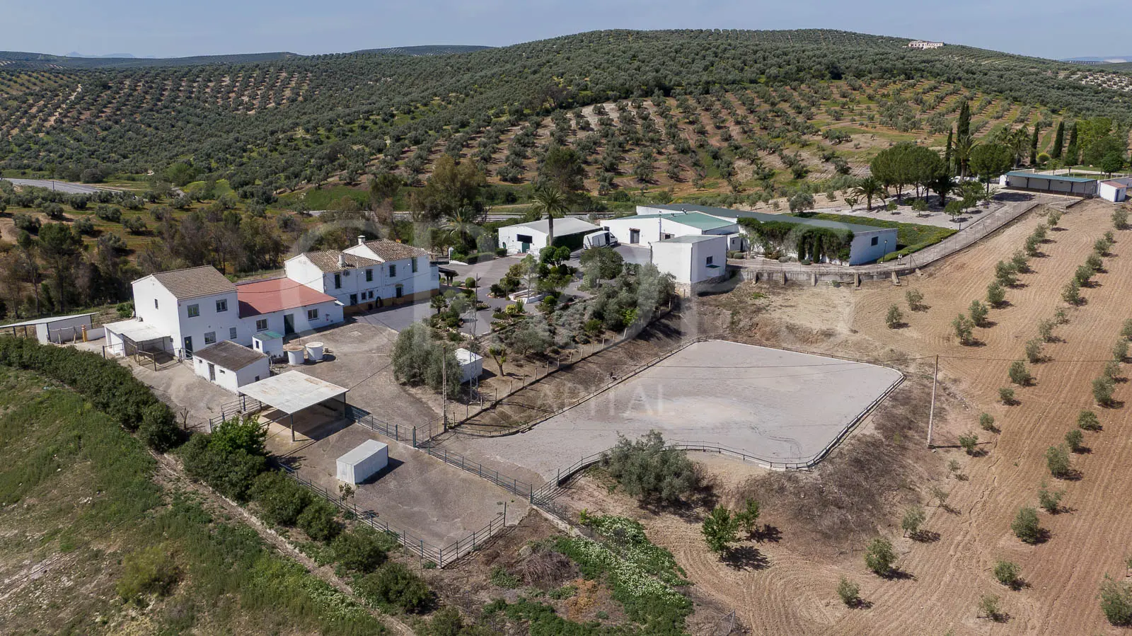 Finca residencial y ecuestre en venta cerca de Málaga