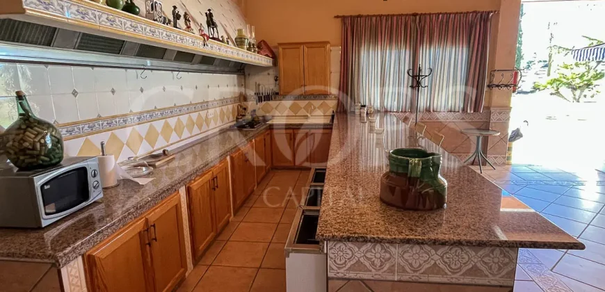 Finca residencial y ecuestre en venta cerca de Málaga